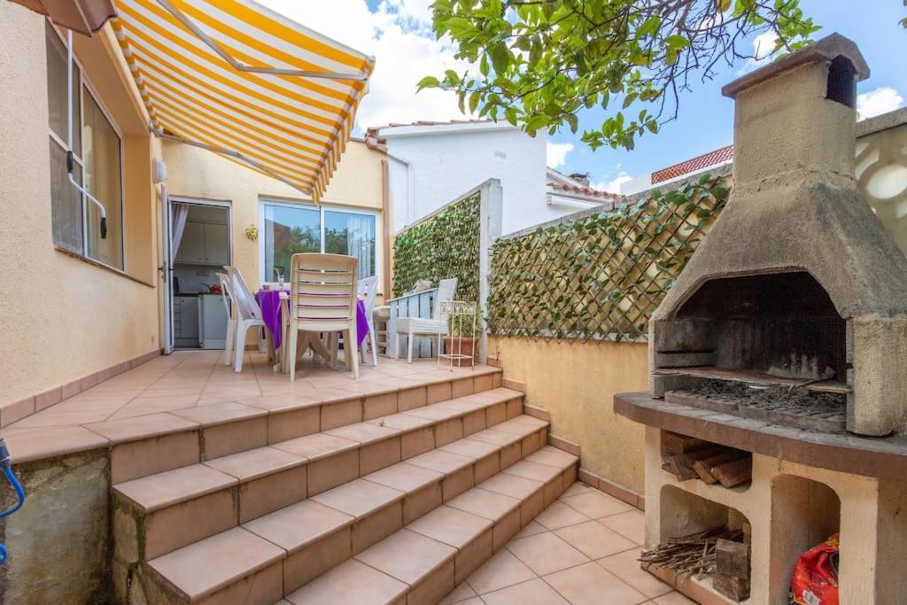 S46-Casa De Vacaciones Climatizada Con Piscina, En El Centro Junto Al Mar, Barbacoa Y Wiifi Empuriabrava Eksteriør billede